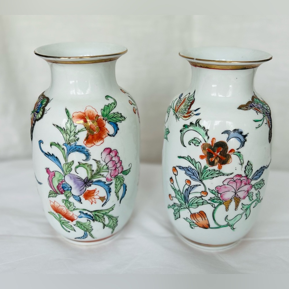 Vintage Nora Fenton‎ Made in Macau Hand Painted Floral Porcelain Vases-Gold Trim